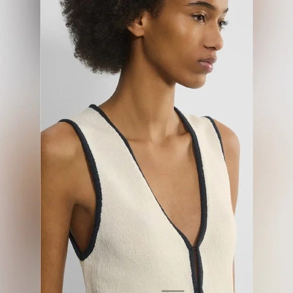 NWT Aritzia Wilfred Basque Sweater Vest in Lt Birch/ Dk Nght Nv Size Medium
